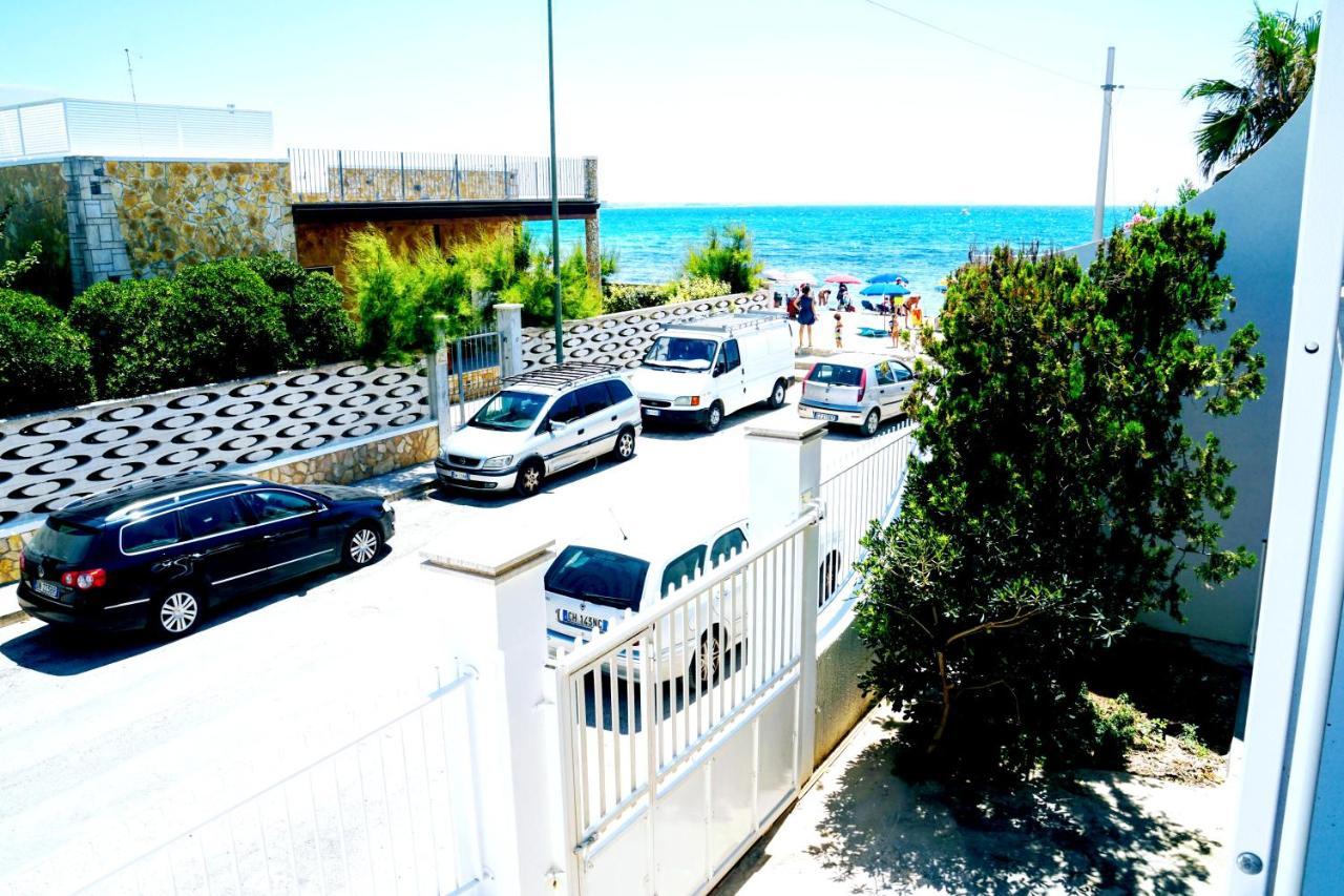Fronte Mare In Centro Covered Parking Торре-Лапилло Экстерьер фото